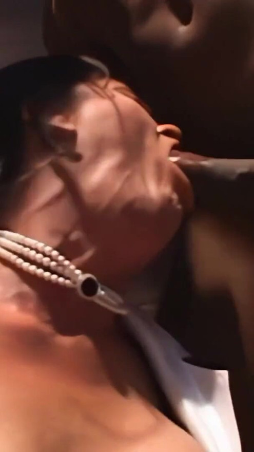 Having several black guys cumming on her face and in her | Clip 1