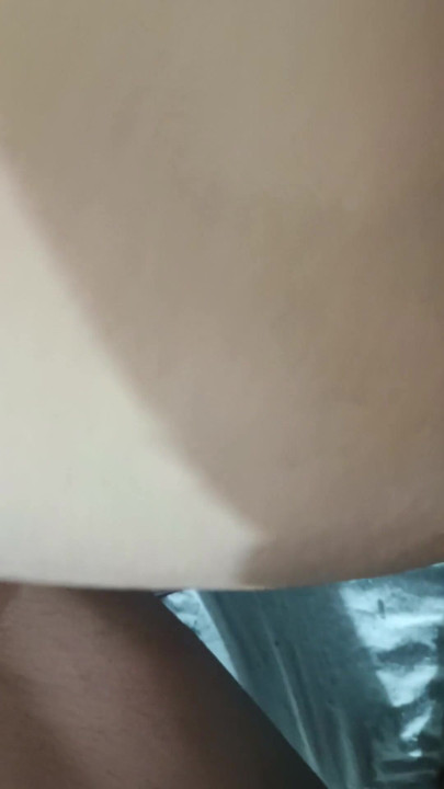 Dost ki biwi ghar pe akele gulabi panty me | Clip 2