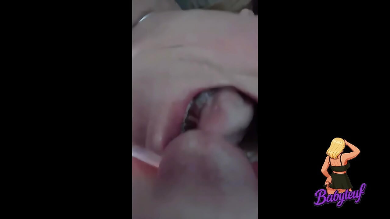 MiLf, madrasta de 60 anos chupa pau e engole porra