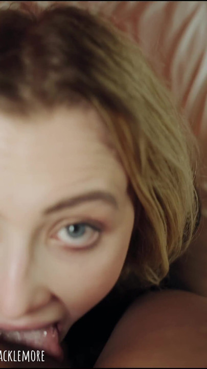 Śliczna brytyjska blondynka Lottie Lou POV Sex oralny