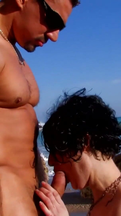 Fingering creamy pussy on beach has great anal fuck with stranger | Clip 1