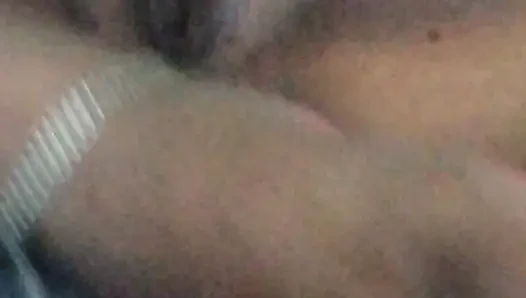Bhabhi ka chut Mein ungali Dhokha kar Malish Kar Diya