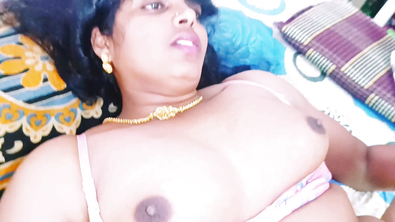 Desi Stepdad and Stepdaughter Real Homemade Fucking.telugu Dirty Talks.