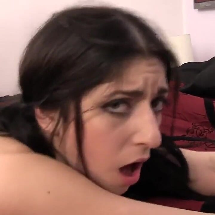 Much older stepbrother convinces stepsister to let him taste her pussy