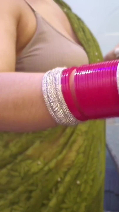 Valentine's Week - Hug Day Par Lund aur Choot ko Bhi Hug Karwaao Bhabhi ji!!! | Clip 1