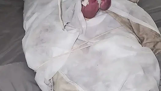 Goode Girl CBT Eingewickelt, Gewichtet Und Gewachst