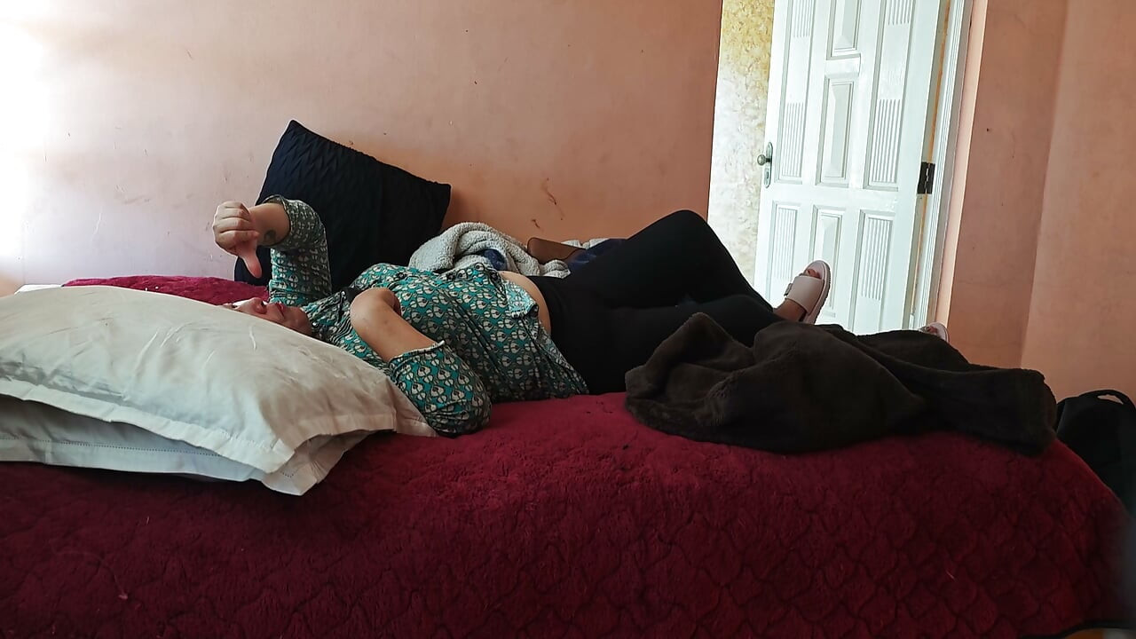 If You Tell Anyone, You Forget About This Rich Shorts! My Friend's Stepmom Got Addicted to Sex