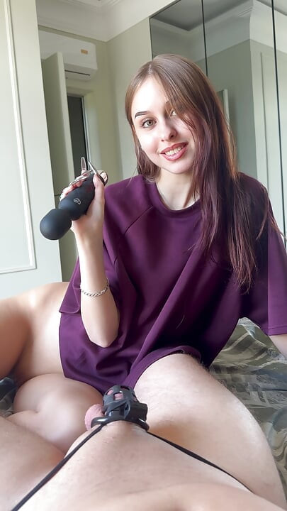 Ria Reigns playing with you at my own pace, keeping you longing and breathless