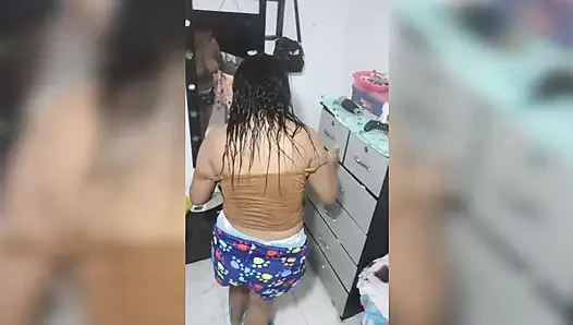 С любовником, когда мой муж работает