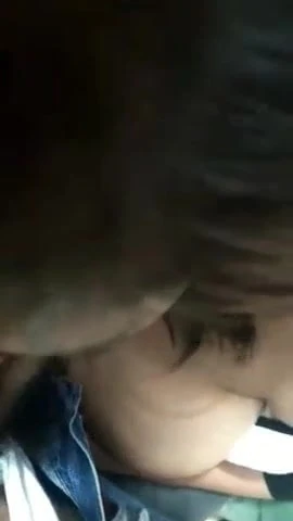 Mamada de tetona