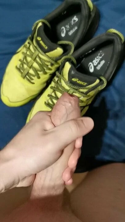 Cumshot on Asics Sneaks