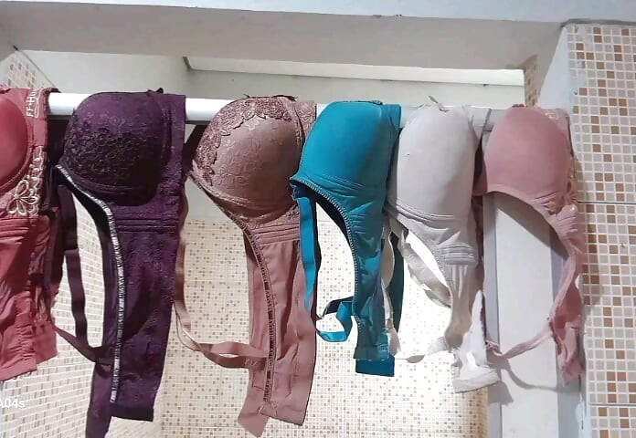 Los vestidos de novia de la tía Anne son muy sexys