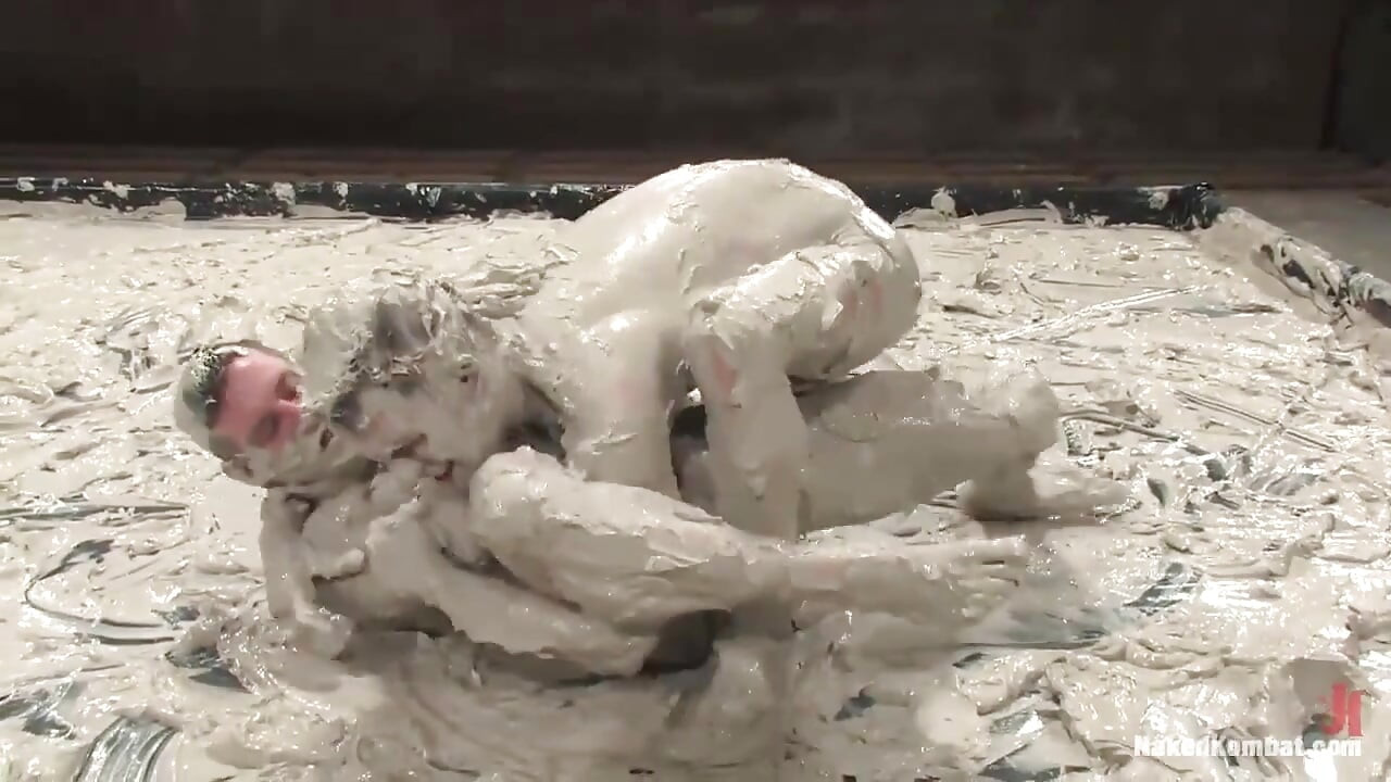 Dean Tucker Vs James Hamilton the Mud Match