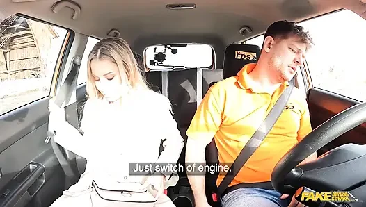 Fake Driving School - ярость дороги, за которой следует грубый трах, везучие Bee Can не ждать камшота на лицо