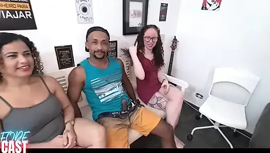Orgy with a Naughty Threesome of Hot Brunettes and a Naughty Albino