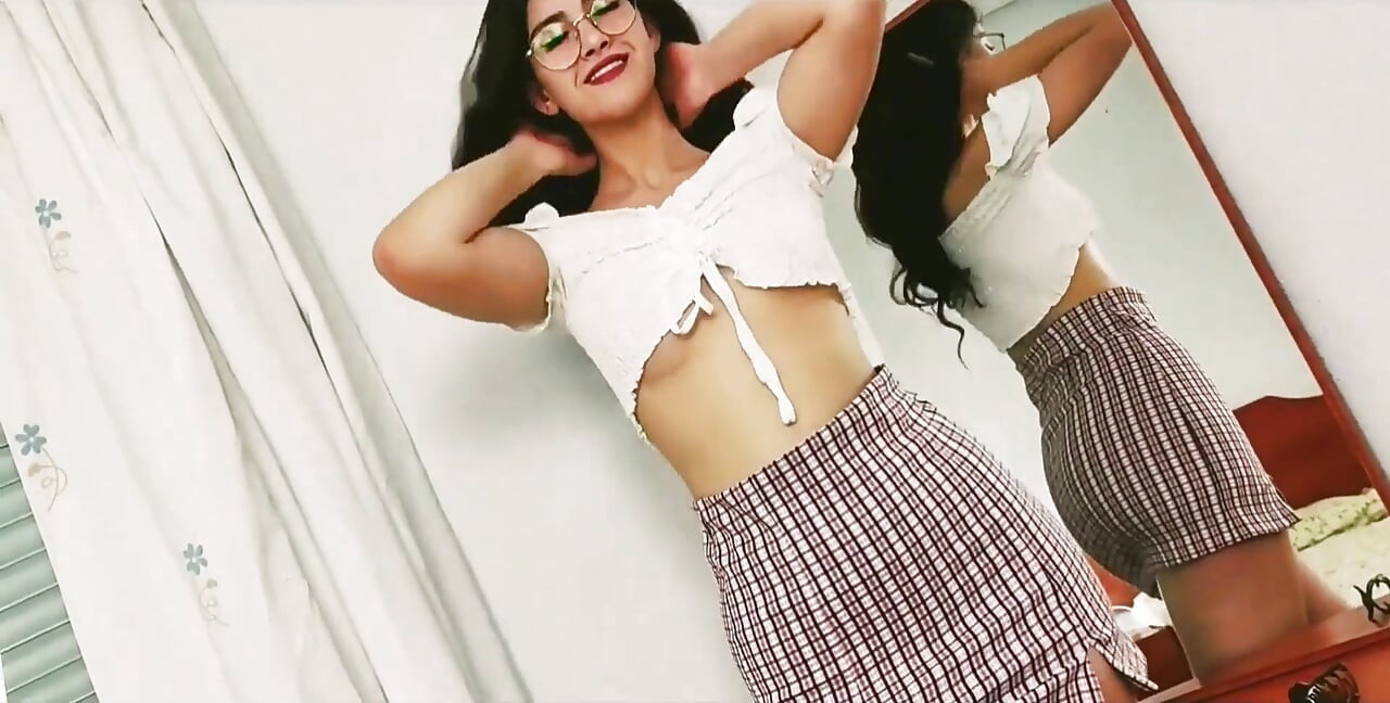 Shanaxnow Model I Take off My Clothes and Show You My Pussy Shanaxnow Model