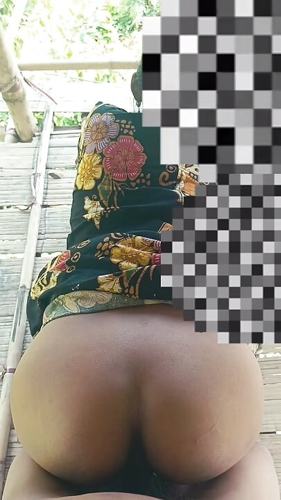 Cute girl first time losing virginity. Very painful hardcore sex. Village school girl sex. bro vabi sex