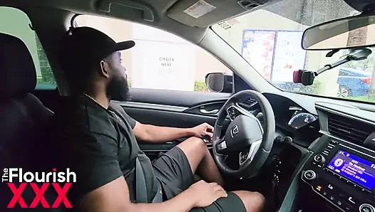 Fries Und Überraschung: Melia Avelin Und Tysin Black