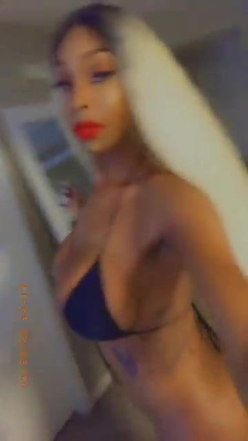 Slim Thick Black Shemale