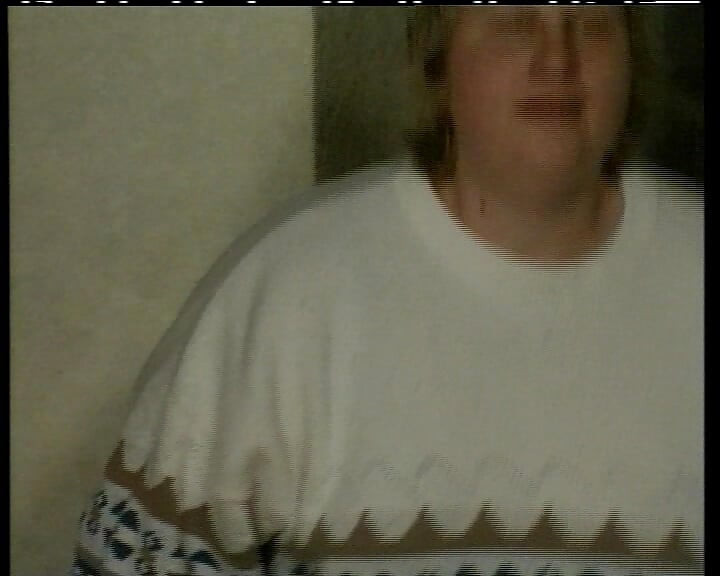 BBW German amateur bitch plays with big sex toy