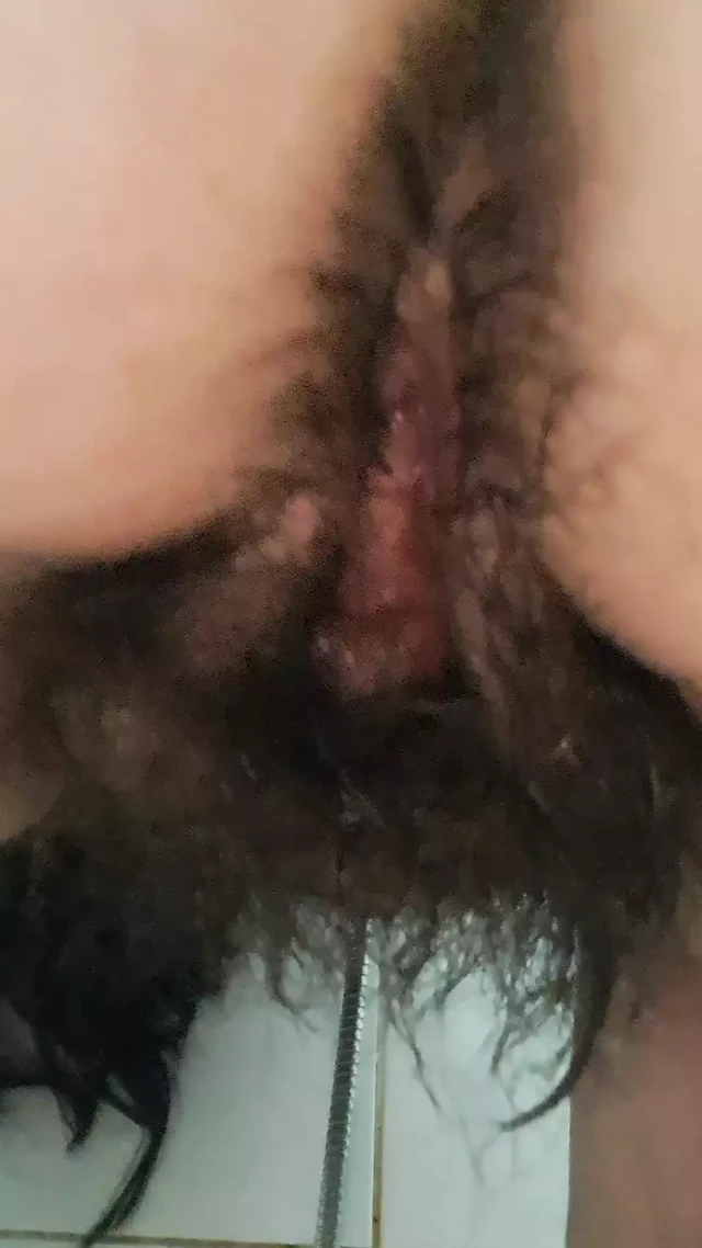 hot mom masturbating quietly squirted
