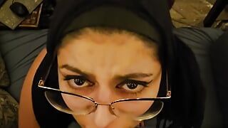 Mia Niqab - zbliżenie twarzy