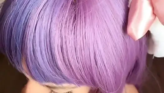 Aku suka menjadi pelacur kecil yang penurut