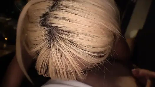 Hunger im privaten zimmer. Appetit wird zu geteilter hitze