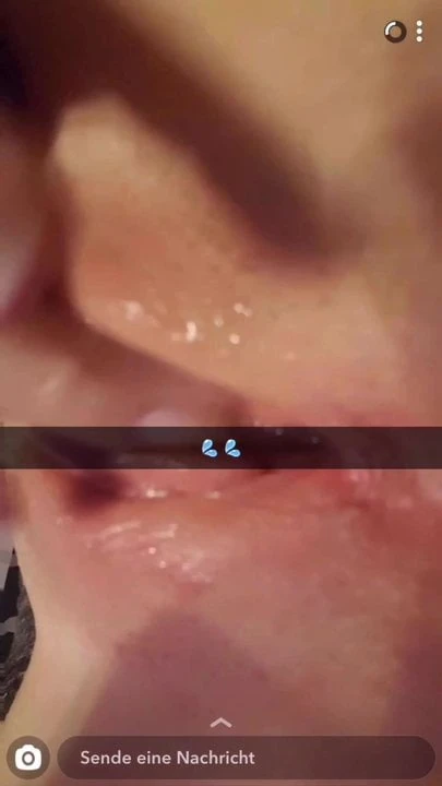 Julies feuchte Finger
