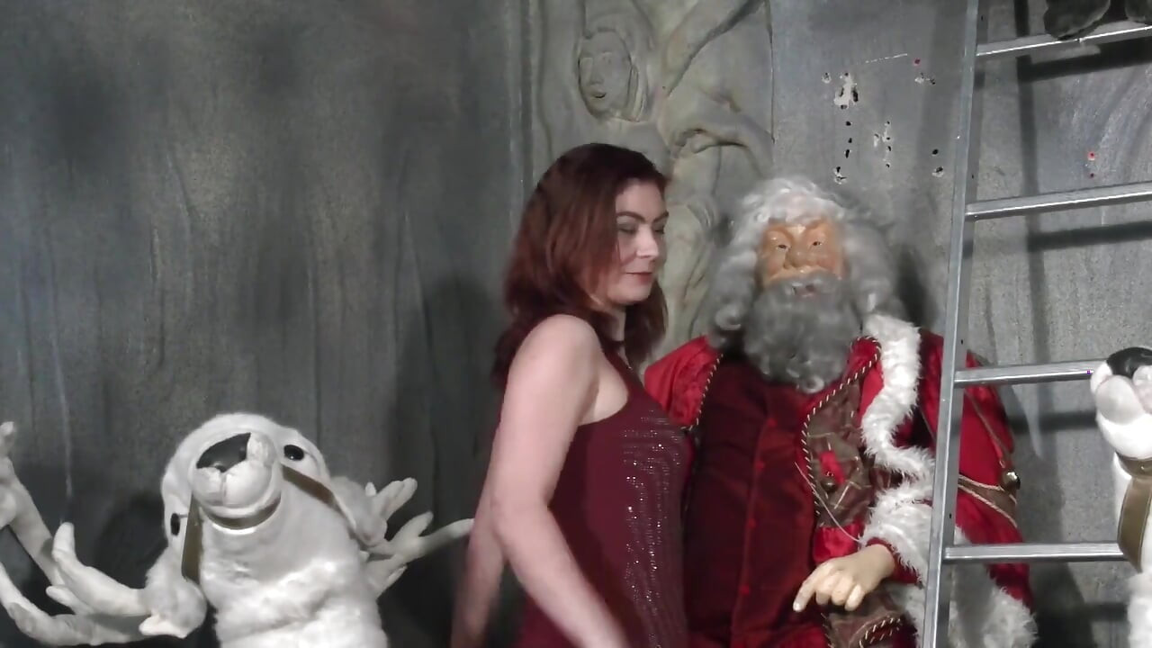 Christmas Babe Fucked Hard 5408 3