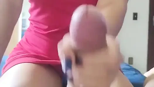 Während der Drehpause nahm ich Debora Prado zum Spaß auf, wichste auf meinen großen schwanz und poste das Video.