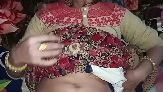 Best pussy licking and sucking sex video of Indian hot girl Lalita bhabhi, Indian hot girl was fucked by her boyfriend