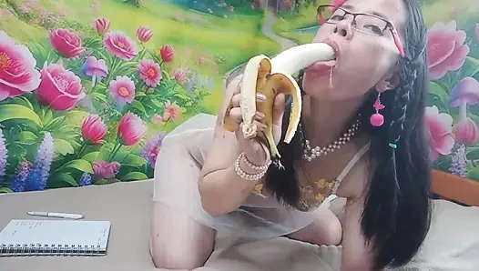 Video Spesial Mengisap Pisang Hidupkan Anda