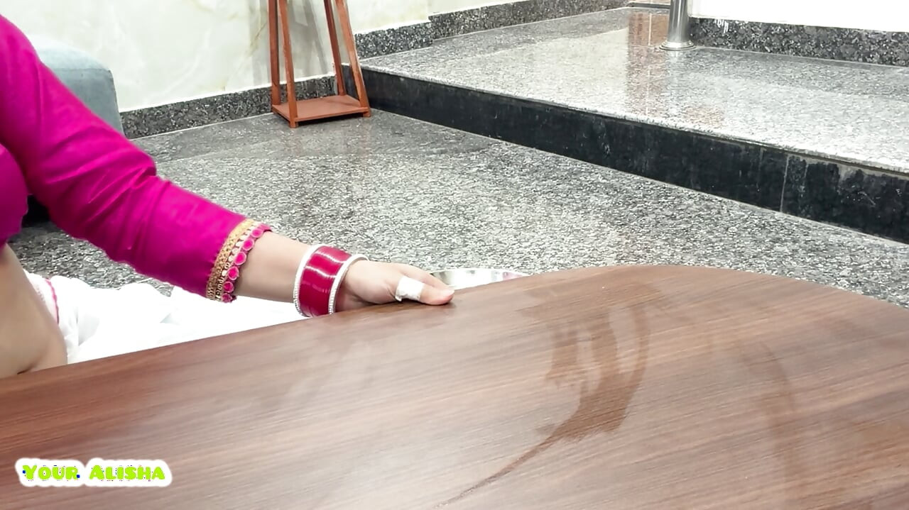 Ek Chudai Aisi Bhi Jab Alisha bhabhi Hi thi.....