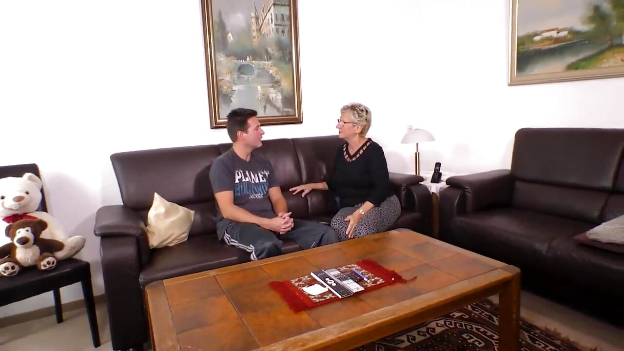 Mohla by to být moje nevlastní babička!