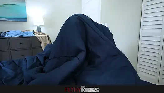 FILTHY KINGS - die heißesten stiefmutter mit dicken titten wird hart gefickt