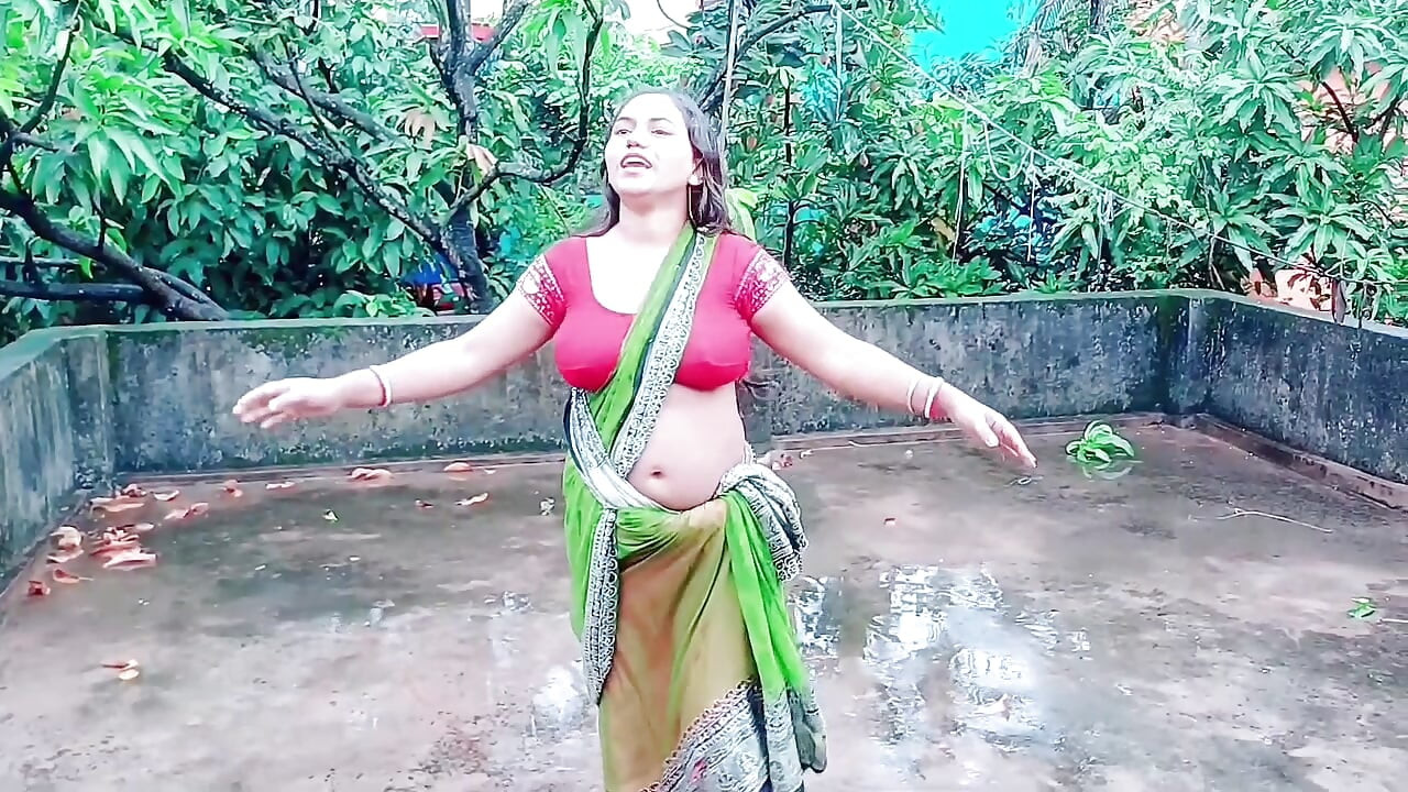 Indian Desi Stepmom hardcore fucking sex .. best Indian hard fucking porn video