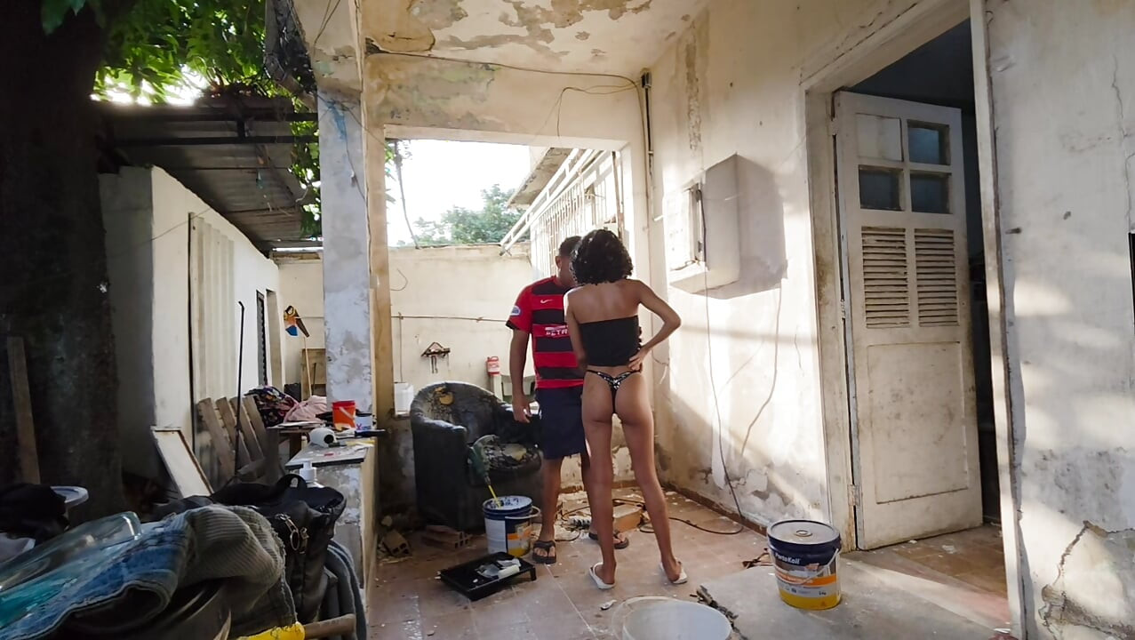 Địt hai hòn vào đít chị kế của tôi