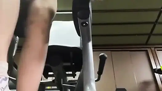 Crazy Public Fucking Pussy in the Gym