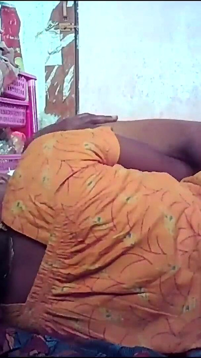 Mesti berkongsi detik dari "isteri rumah kampung India menekan buah dada besar"