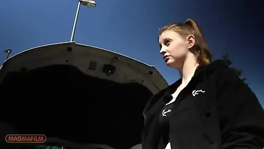 Weisshäutiges, Süsses Teeny Von Der Strasse Gefischt