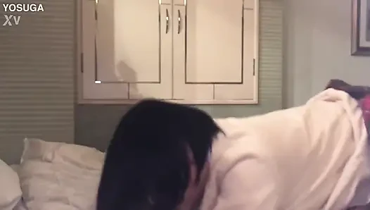 J-cup büyük memeli öğrenci. İçine boşalma ve banyo dahil olmak üzere uzun metrajlı film. Üniversite üniforması içinde seks eylemi dahil