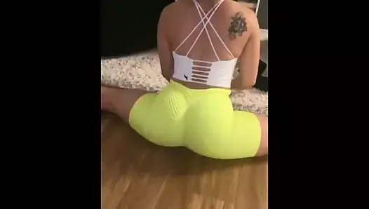 Sexy Flexible Asian Chick