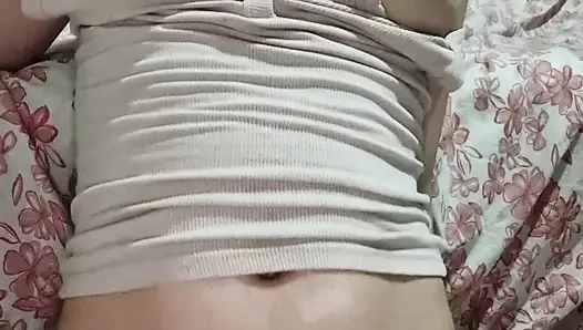 Zevk veren bu şeffaf dildo ile trampolin amcığımı yapıyorum!!