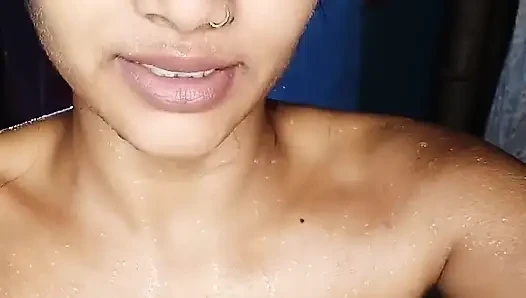 Suamiku juga merekam video bugilku