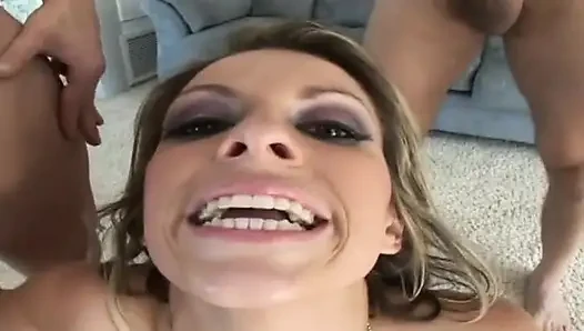 Amcık sikişi büyük yarak emiyor grup seks partisi