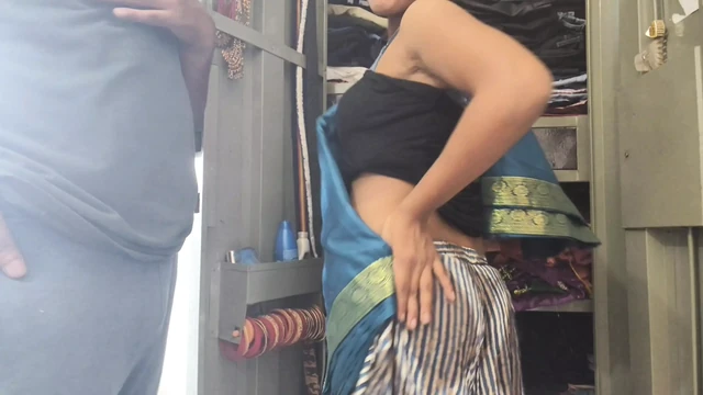 Indian hot girl went to her in-laws' house to get by her old boyfriend Mumbai Ashu