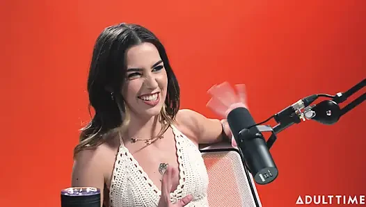 Chanel Camryn si Ratu Yang Bergeliat | Podcast Khusus Orang Dewasa