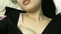 Fata thailandeză de la birou face sex la prânz
