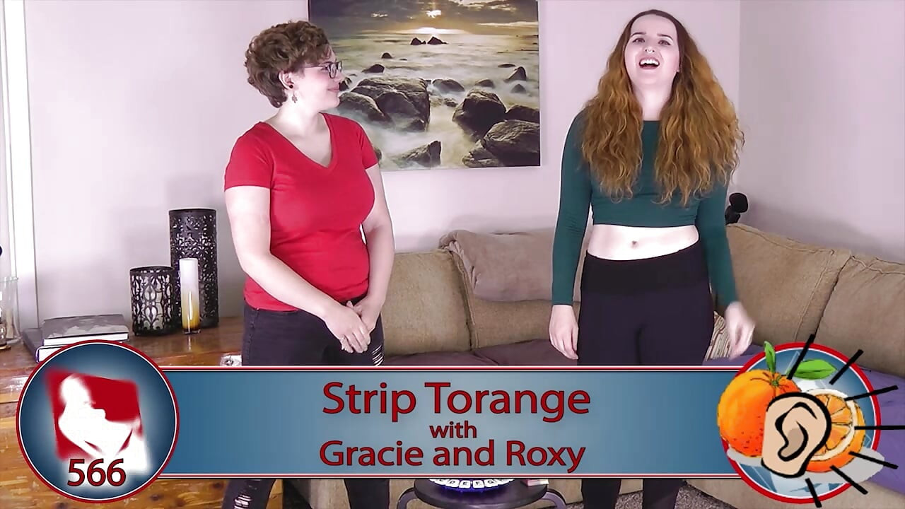 Gracie og Roxy er to forførende Strip Torange-spillere